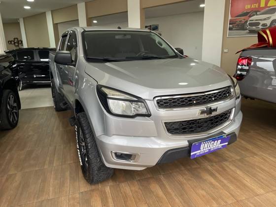 CHEVROLET S10 2.8 LS 4X4 CD 16V TURBO DIESEL 4P MANUAL CHEVROLET S10 2.8 LS 4X4 CD 16V TURBO DIESEL 4P MANUAL